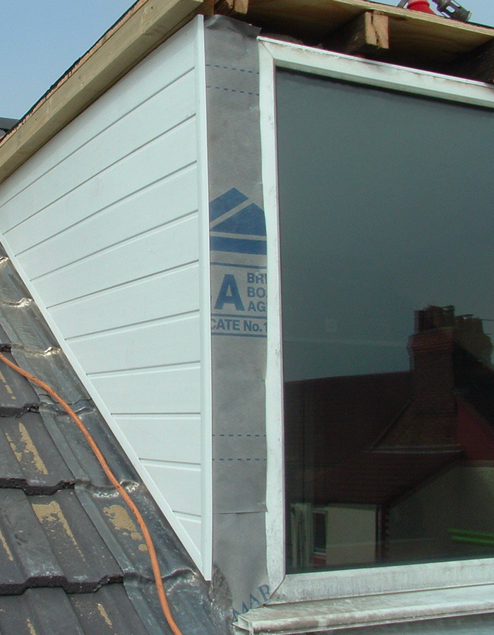Pose de velux à Rueil-Malmaison (92500) dans les Hauts-de-Seine (92)