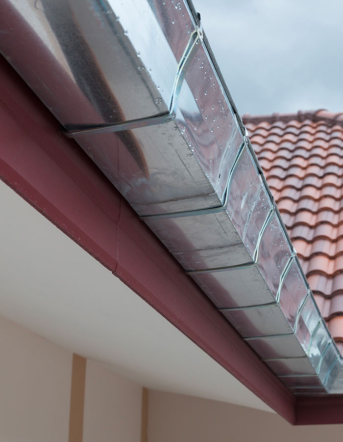 Travaux de zinguerie  à Rueil-Malmaison (92500) dans les Hauts-de-Seine (92)